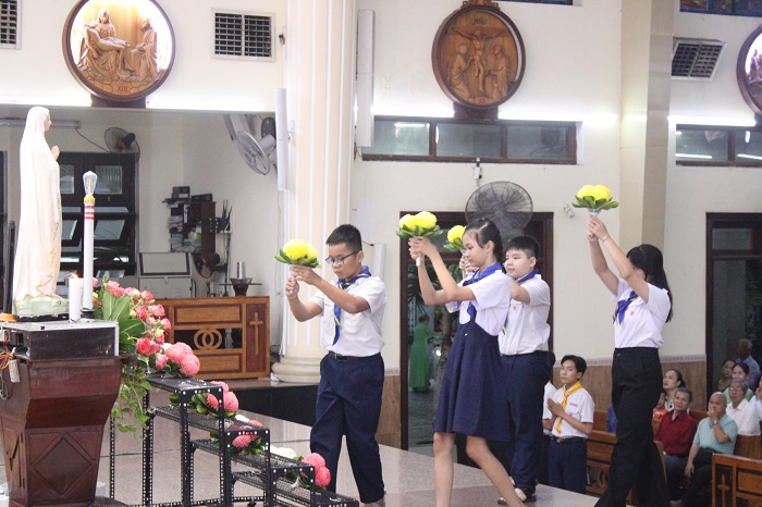 Giáo xứ Thạch Đà:Tâm tình khai mạc Tháng Hoa