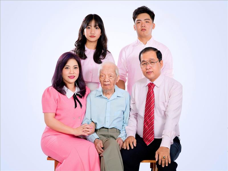Mùa Xuân vắng bố (GH)