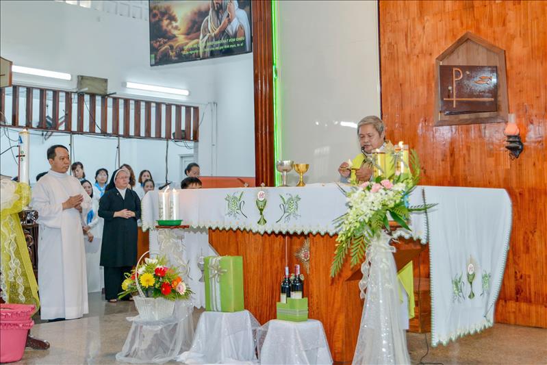 Thánh lễ cổ võ ơn gọi: Tri ân những bà mẹ Công giáo Hạt Xóm Chiếu (CB)