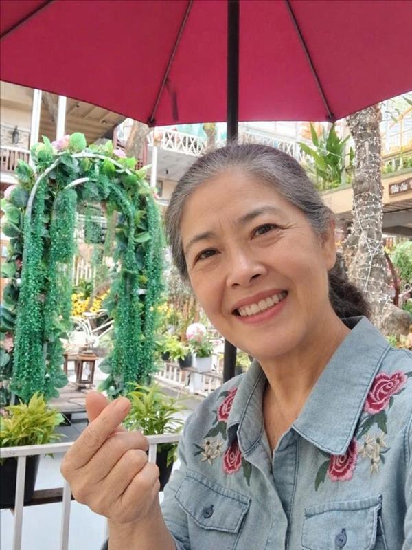 Người Thầy đầu đời Chúa ban