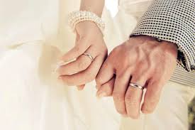 9 năm đợi chờ và 14 ngày tan vỡ