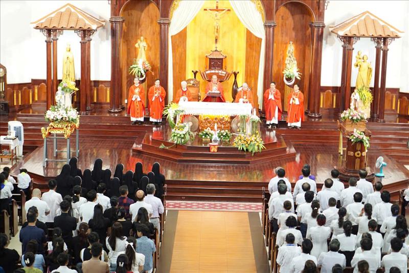 Giáo xứ Tân Lập hân hoan mừng kính thánh Phêrô – Phaolô, bổn mạng cha chánh xứ và Hội đồng Mục vụ Giáo xứ (GH)